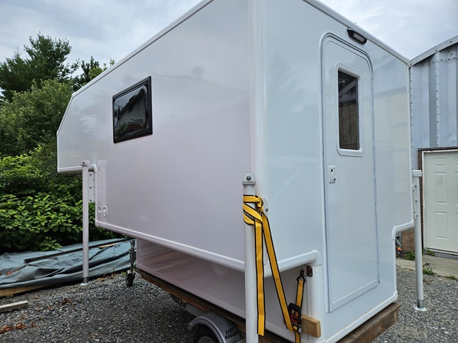 camper external side