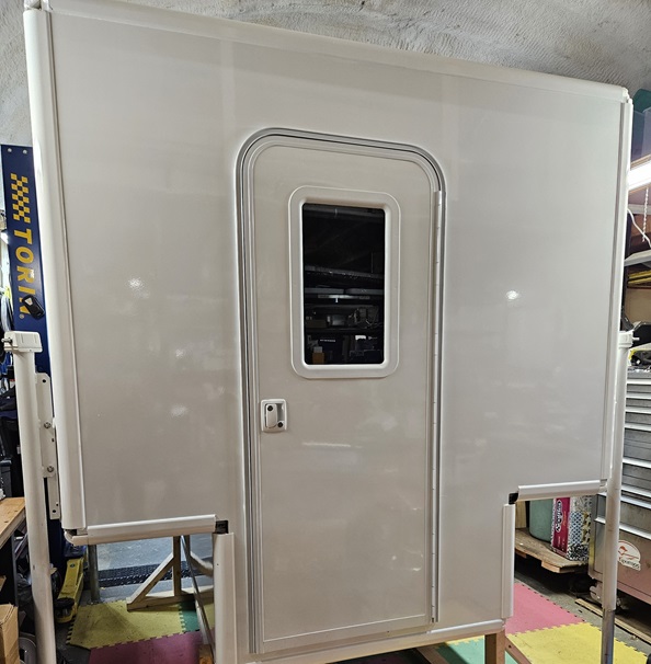 camper rear view of door closed